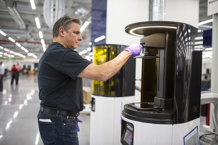 Carbon 3D printers installed at Ford’s Advanced Manufacturing Center. © Ford Motor Company